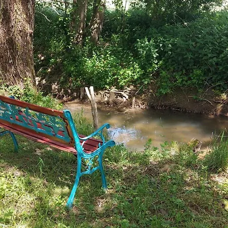 Ecrin De Nature Et Source D'arts