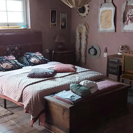 Ecrin De Nature Et Source D'arts Appartement *