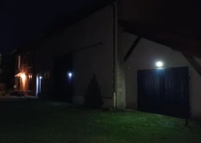 Daire Ecrin De Nature Et Source D'arts Saulx-les-Champlon